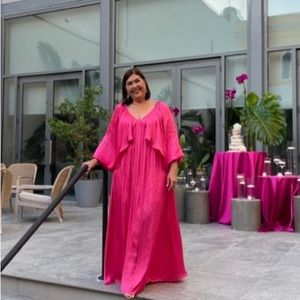 Long pink dress super chic